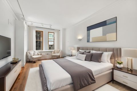 Tiny photo for 232 E Walton Place #4E, Chicago, IL 60611 (MLS # 12559899)