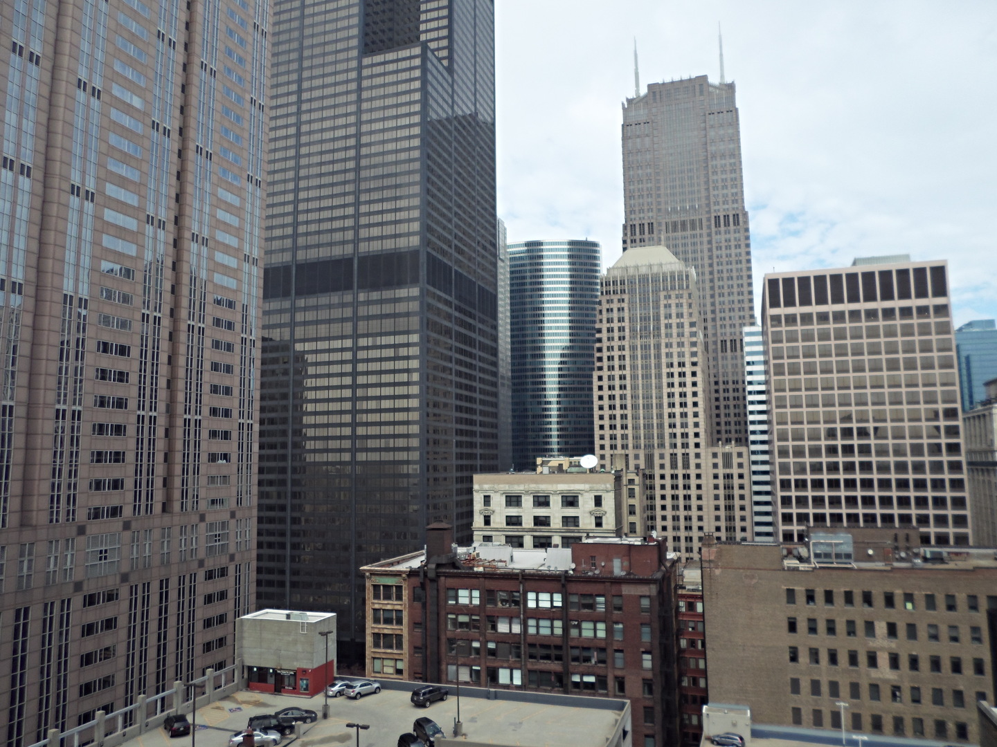 235 W Van Buren Street 2201