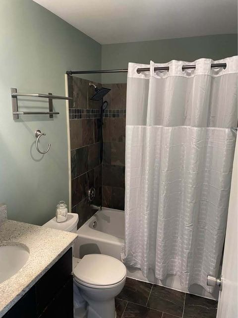 Tiny photo for 10 Oak Creek Drive #3018, Buffalo Grove, IL 60089 (MLS # 12548521)