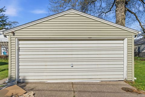 Tiny photo for 2951 Farnam Street, Davenport, IA 52803 (MLS # 12627839)