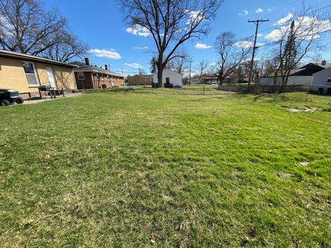 Tiny photo for 3008 N Rockton Avenue, Rockford, IL 61103 (MLS # 12616779)