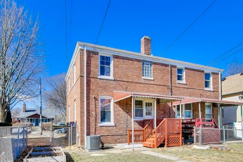 Tiny photo for 4023 Oak Avenue, Brookfield, IL 60513 (MLS # 12574892)