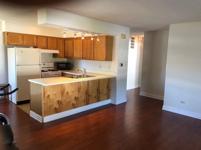 Properties 2 1310 Inverrary Lane D