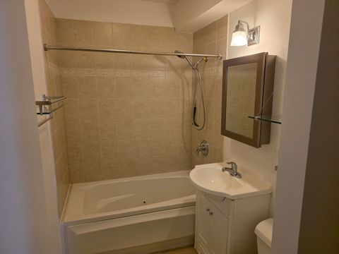 Tiny photo for 6312 N Richmond Street #2B, Chicago, IL 60659 (MLS # 12584097)