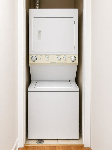 Tiny photo for 6312 N Richmond Street #2B, Chicago, IL 60659 (MLS # 12584097)