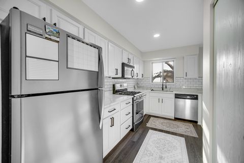 Tiny photo for 1471 Fairlane Drive #2A, Schaumburg, IL 60193 (MLS # 12545292)