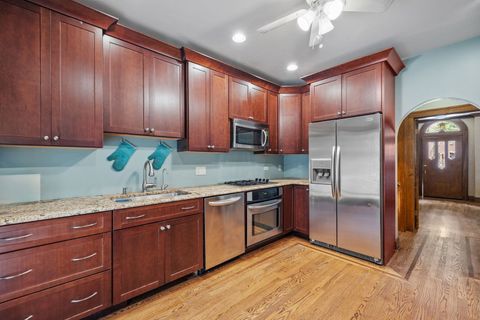 Tiny photo for 816 Sherwood Place, Joliet, IL 60435 (MLS # 12444880)