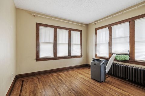Tiny photo for 816 Sherwood Place, Joliet, IL 60435 (MLS # 12444880)