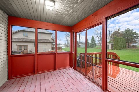 Tiny photo for 1986 Rosemary Circle, Lake Holiday, IL 60548 (MLS # 12603227)