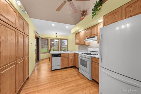 Tiny photo for 1986 Rosemary Circle, Lake Holiday, IL 60548 (MLS # 12603227)