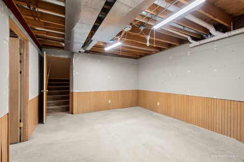 Tiny photo for 1986 Rosemary Circle, Lake Holiday, IL 60548 (MLS # 12603227)