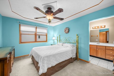 Tiny photo for 1986 Rosemary Circle, Lake Holiday, IL 60548 (MLS # 12603227)