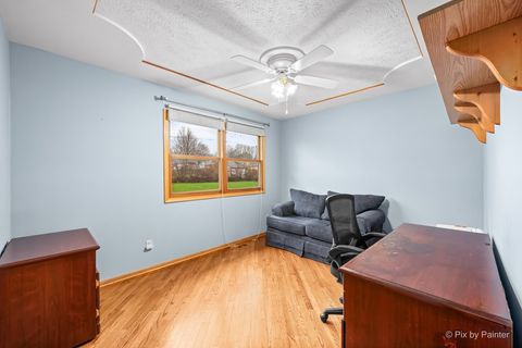 Tiny photo for 1986 Rosemary Circle, Lake Holiday, IL 60548 (MLS # 12603227)