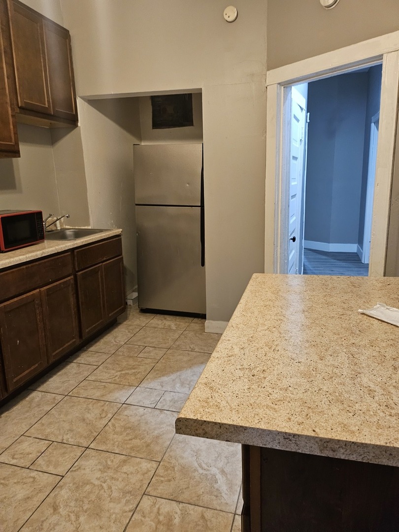 4838 W Fulton Street