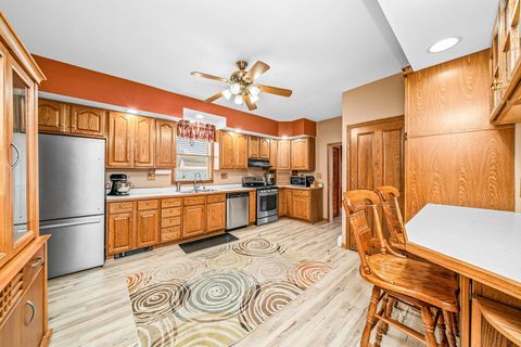 Tiny photo for 2513 Woods Street, West Brooklyn, IL 61378 (MLS # 12324971)