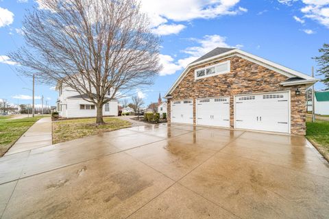 Tiny photo for 2513 Woods Street, West Brooklyn, IL 61378 (MLS # 12324971)