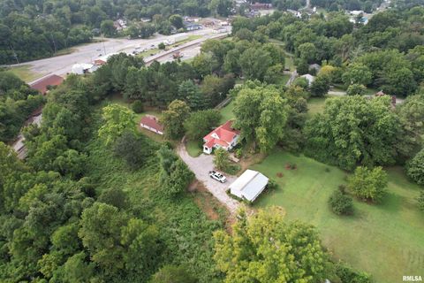 Tiny photo for 200 CRESTVIEW Drive, Dongola, IL 62926 (MLS # EB459378)