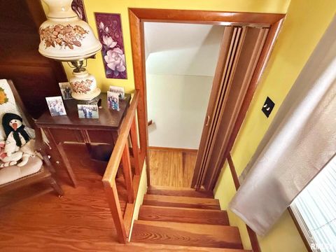 Tiny photo for 200 CRESTVIEW Drive, Dongola, IL 62926 (MLS # EB459378)