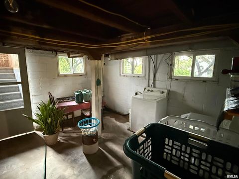 Tiny photo for 200 CRESTVIEW Drive, Dongola, IL 62926 (MLS # EB459378)