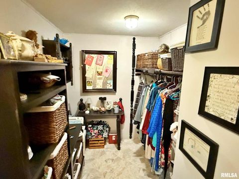 Tiny photo for 200 CRESTVIEW Drive, Dongola, IL 62926 (MLS # EB459378)