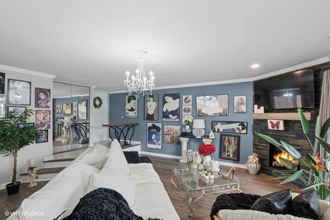 Tiny photo for 48 Parliament Drive W #132, Palos Heights, IL 60463 (MLS # 12479359)