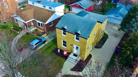 A home in North Riverside