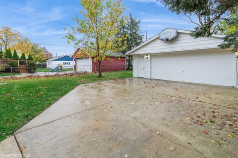 A home in North Riverside