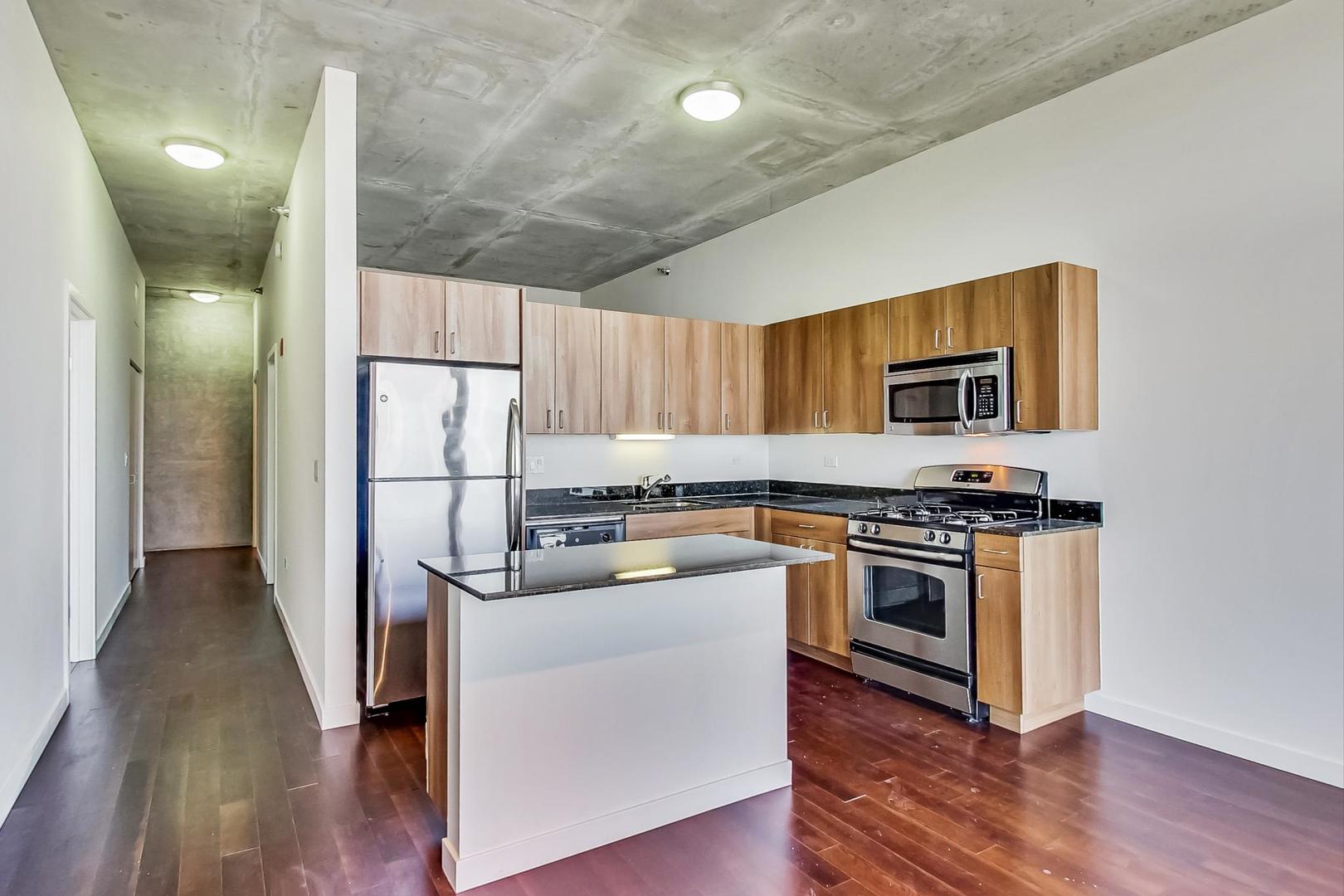 235 W Van Buren Street 4107