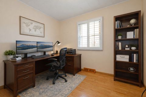 Tiny photo for 326 Old Hickory Road, New Lenox, IL 60451 (MLS # 12573001)