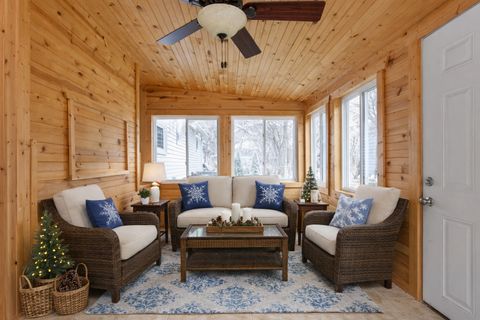 Tiny photo for 326 Old Hickory Road, New Lenox, IL 60451 (MLS # 12573001)