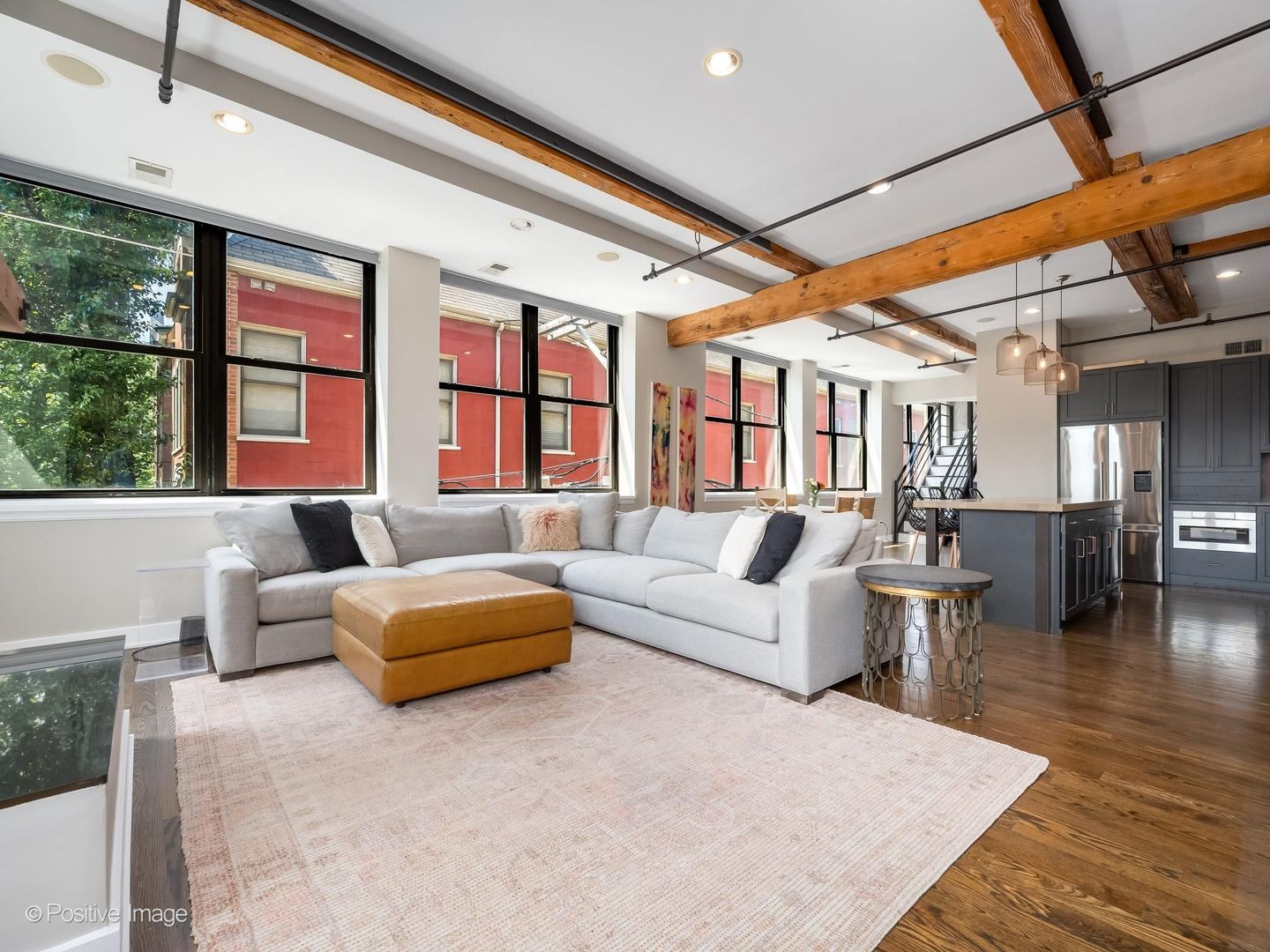 1101 W Armitage Avenue 205