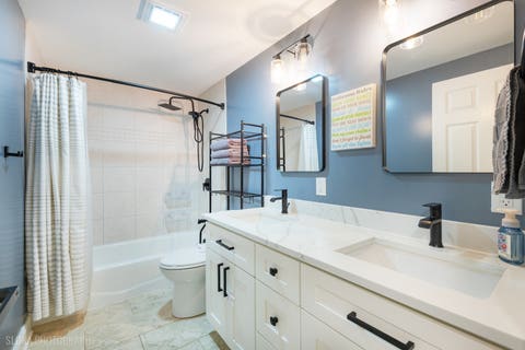 Tiny photo for 532 Cambridge Drive, Schaumburg, IL 60193 (MLS # 12661521)