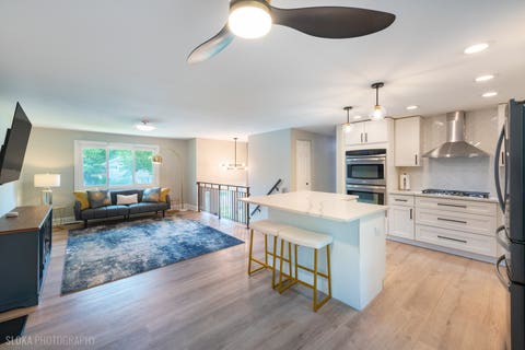 Tiny photo for 532 Cambridge Drive, Schaumburg, IL 60193 (MLS # 12661521)