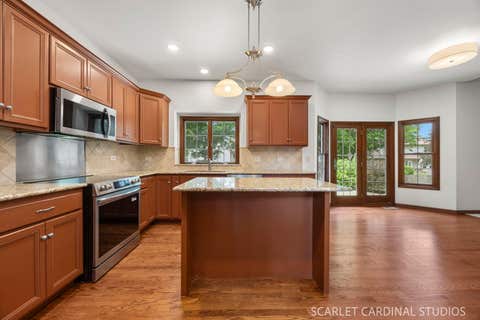 Tiny photo for 609 Spruce Court, Oswego, IL 60543 (MLS # 12666077)