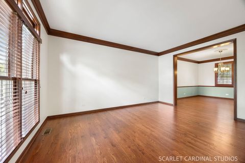 Tiny photo for 609 Spruce Court, Oswego, IL 60543 (MLS # 12666077)