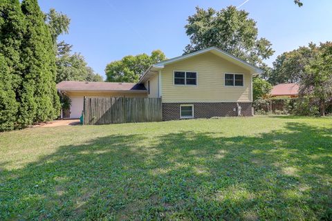 Tiny photo for 1526 Shelley Court, Darien, IL 60561 (MLS # 12476234)