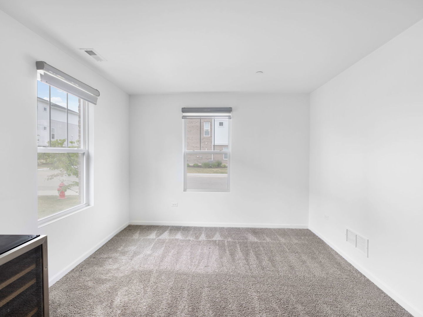 1534 Slade Way
