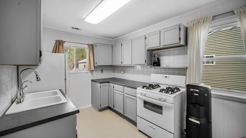 Tiny photo for 14944 Terrace Lane, Midlothian, IL 60445 (MLS # 12621353)