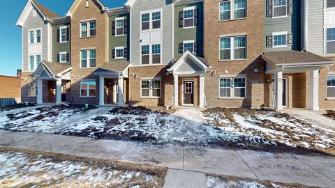 134 Yorktown Court Libertyville IL 60048