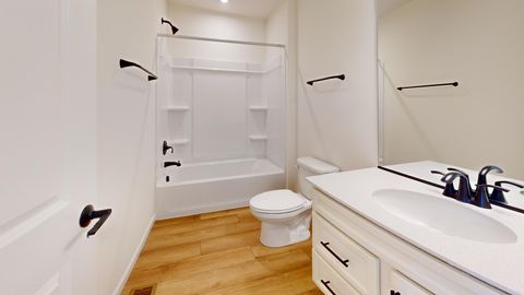 Tiny photo for 134 Yorktown Court, Libertyville, IL 60048 (MLS # 12518417)