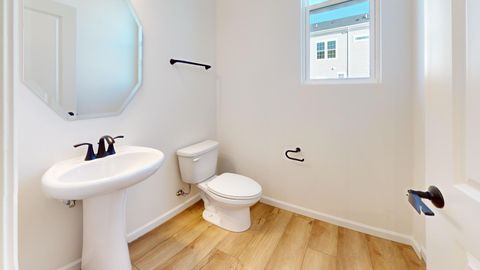 Tiny photo for 134 Yorktown Court, Libertyville, IL 60048 (MLS # 12518417)