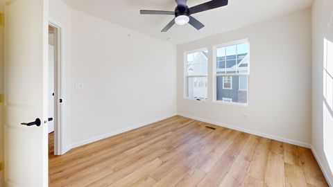 Tiny photo for 134 Yorktown Court, Libertyville, IL 60048 (MLS # 12518417)