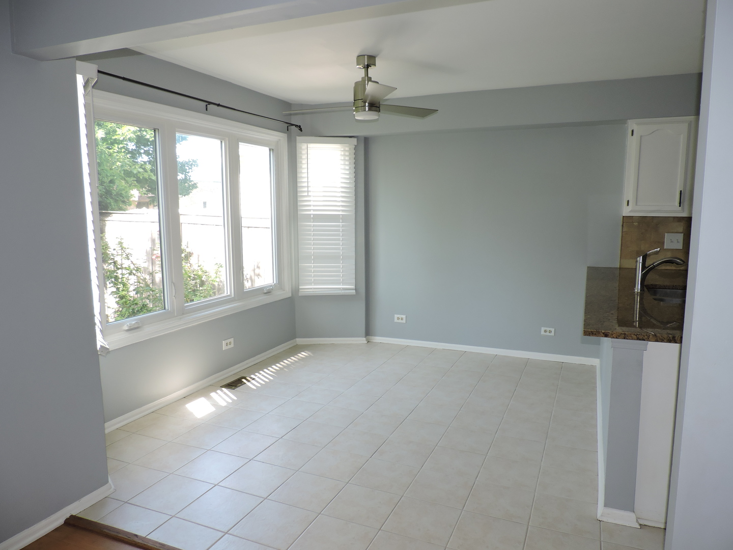 121 Hampton Avenue