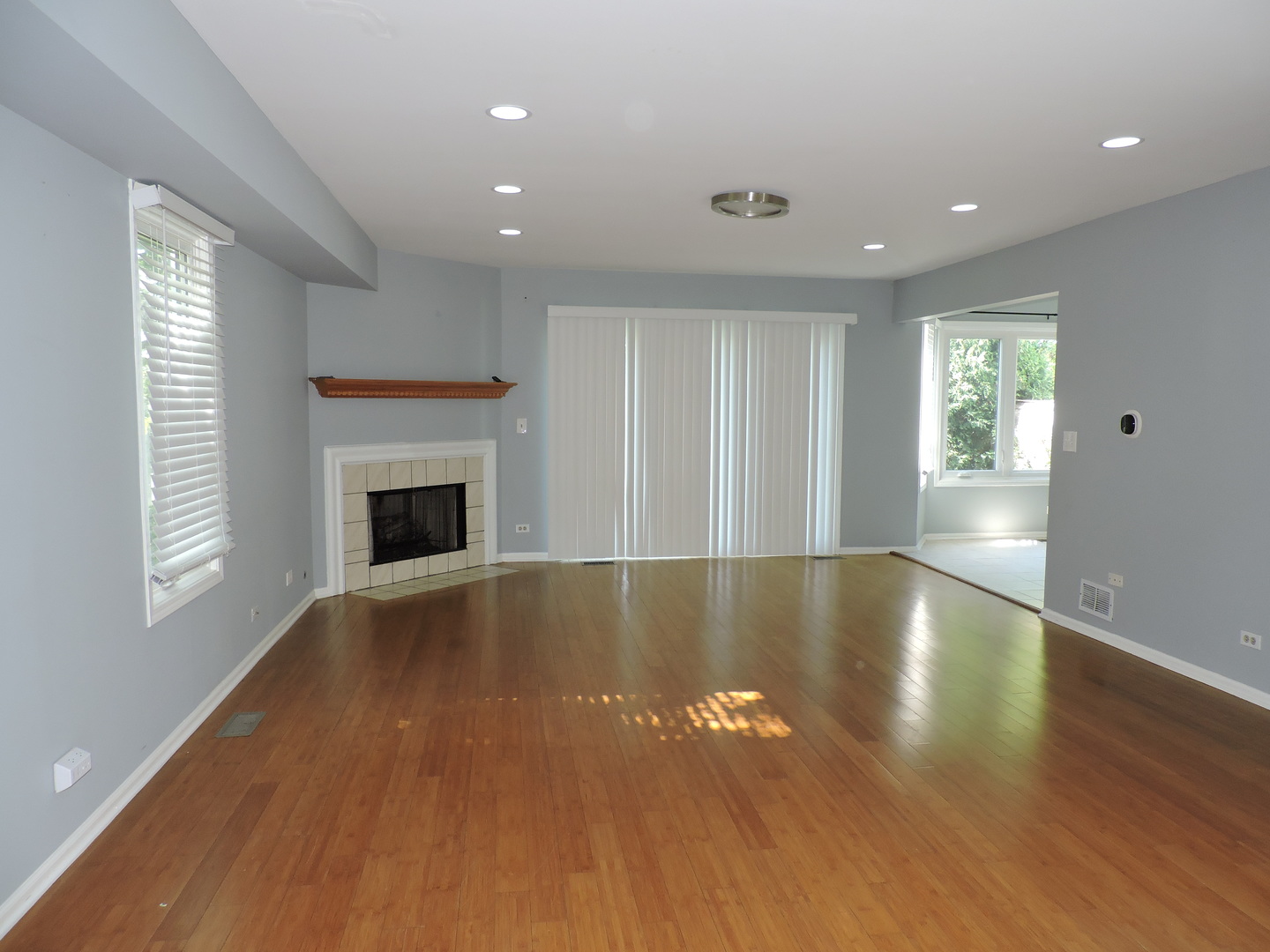 121 Hampton Avenue