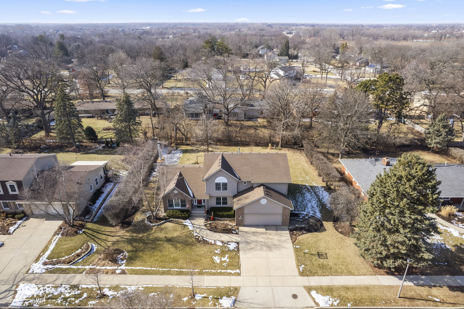 735 Meadow Wood Drive