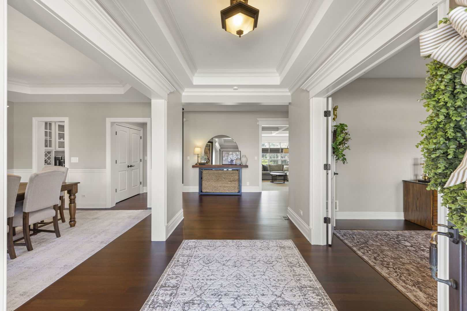 671 SHEFFIELD Circle