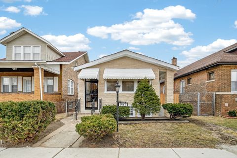 Photo of 7947 S Dorchester Avenue, Chicago, IL 60619 (MLS # 12573925)