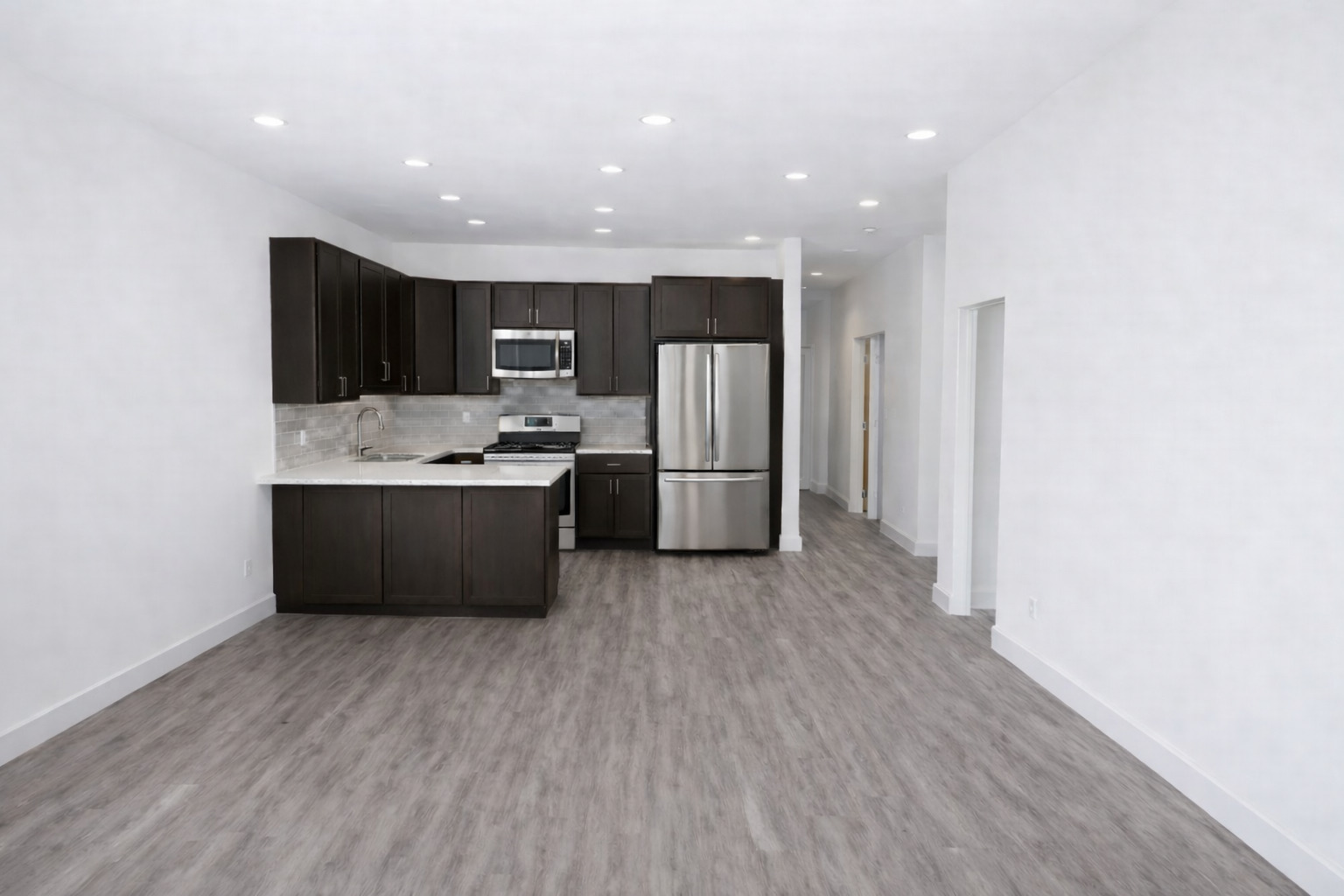 3340 W Evergreen Avenue 2F