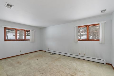 Tiny photo for 1040 Beau Brummel Court, Sleepy Hollow, IL 60118 (MLS # 12560292)