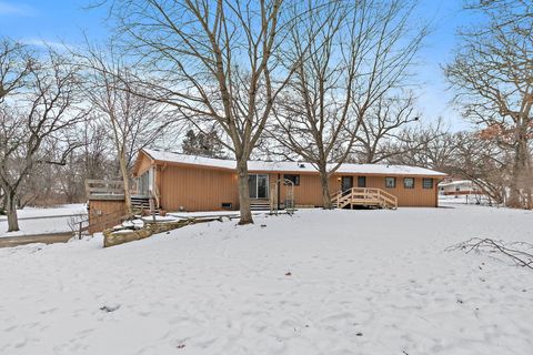 Tiny photo for 1040 Beau Brummel Court, Sleepy Hollow, IL 60118 (MLS # 12560292)